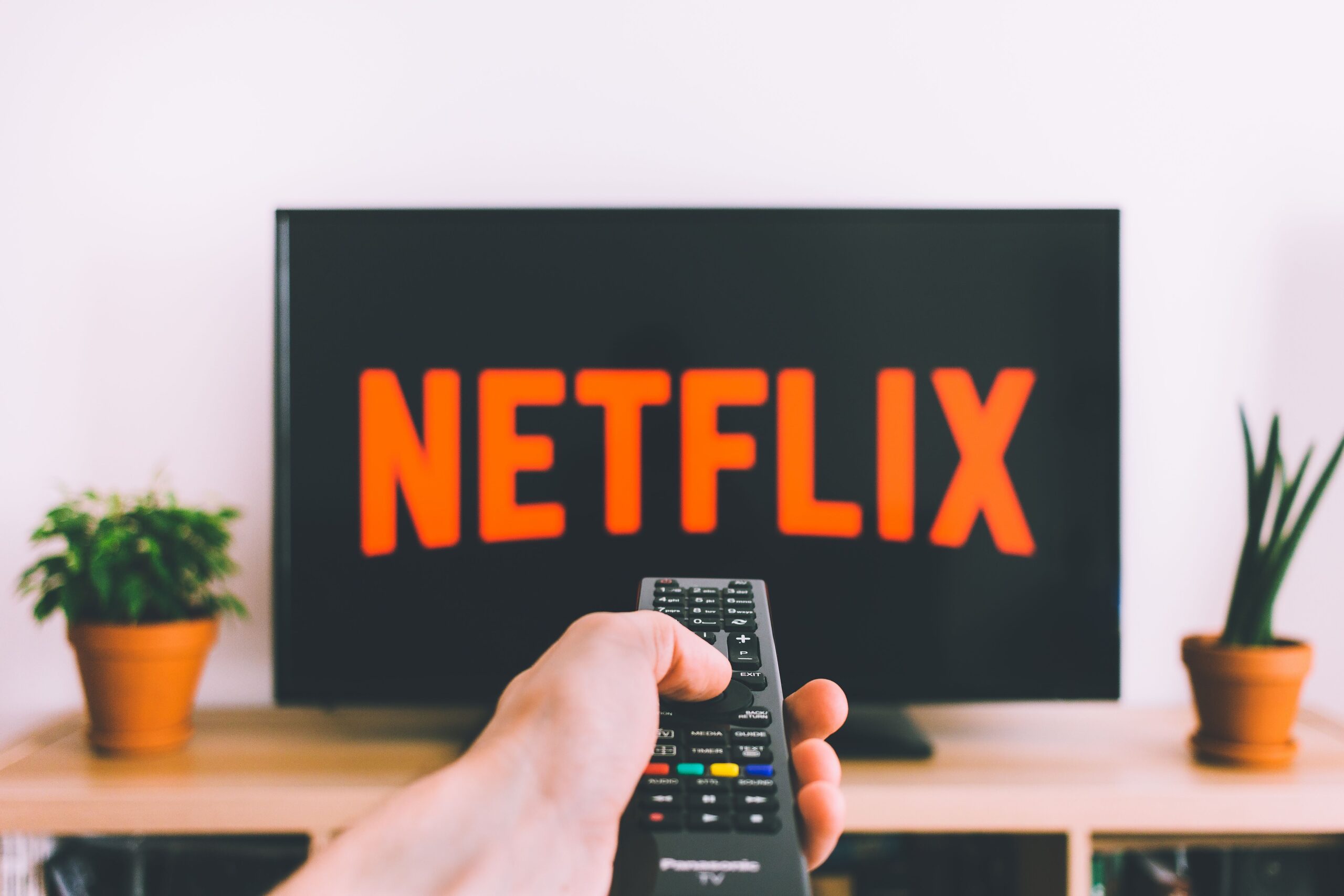 Consommation télévisuelle entre TNT et plateformes digitales